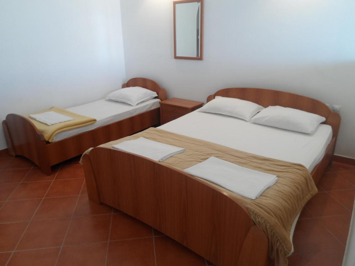Apartments Kepi Gjerana Ulcinj Exterior photo